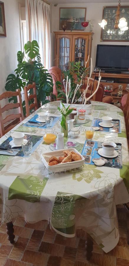 Appartement Chez Marie à Dol-de-Bretagne Extérieur photo